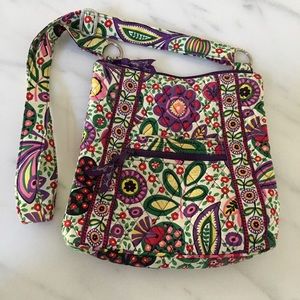 VERA BRADLEY CROSSBODY!!